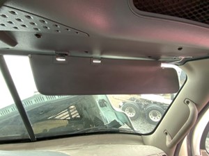 Used 2016 Freightliner Cascadia 125 Sun Visor (Stock #P-27438)) Part Image