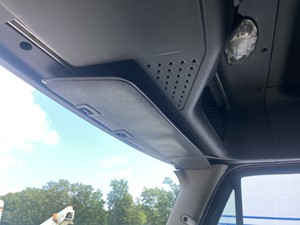 Used 2016 Freightliner Cascadia 125 Sun Visor (Stock #P-17980)) Part Image