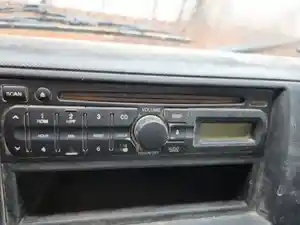 Used 2016 Hino 155 Radio (Stock #P-37919)) Part Image