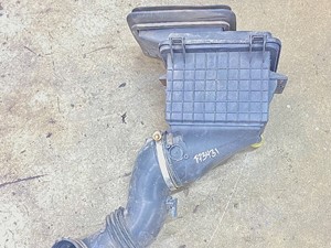Used 2016 International DuraStar 4300 Air Cleaner (Stock #P-24046)) Part Image