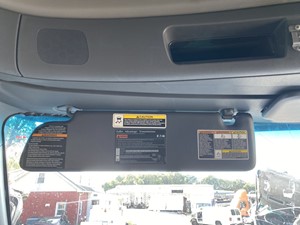 Used 2016 Peterbilt 579 Sun Visor (Stock #P-19096)) Part Image