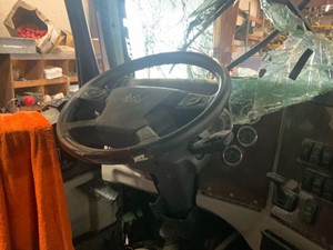 Used 2016 Western Star 5700 Steering Column (Stock #P-25733)) Part Image