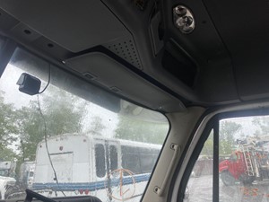 Used 2017 Freightliner Cascadia 125 Sun Visor (Stock #P-15758)) Part Image