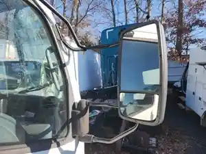 Used 2017 Mitsubishi FEC72S Side View Mirror (Stock #P-35065)) Part Image