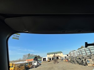 Used 2018 Freightliner Cascadia 126 Sun Visor (Stock #P-29349)) Part Image