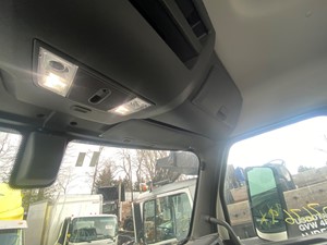 Used 2019 Freightliner Cascadia 113 Sun Visor (Stock #P-13317)) Part Image