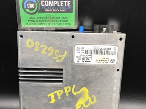 Used 2019 Freightliner Cascadia 113 Vehicle ECM (Stock #P-13916)) Part Image