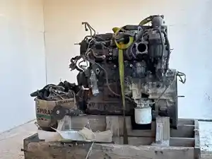 Core Isuzu 4HK1-TC Engine Core (Stock #P-494044)) Part Image