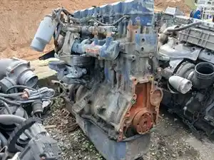 Core Mack AC 427 Engine Core (Stock #P-99398)) Part Image