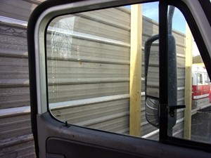 Used 2009 FREIGHTLINER COLUMBIA 120 Door Window (Stock #9790)) Part Image