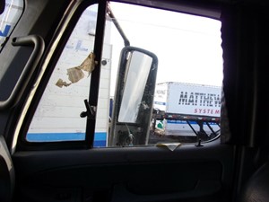 Used 2009 FREIGHTLINER COLUMBIA 120 Door Window (Stock #9825)) Part Image