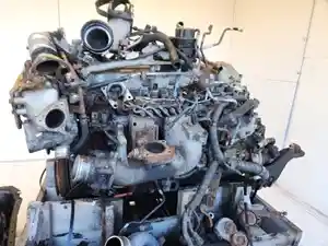 Core Hino JO8E-VC Engine Core (Stock #P-40615)) Part Image