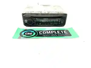 Used Radio (Stock #P-45604)) Part Image