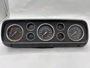 Used 1976 Ford 8000 Instrument Cluster (Stock #P-82285)) Part Image