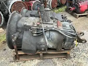 Used 1985 Eaton/Fuller RT14615 Transmission Assy (Stock #P-16731)) Part Image