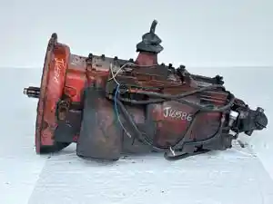 Used 1987 Eaton/Fuller RT14615 Transmission Assy (Stock #P-68053)) Part Image