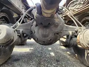 Used 1987 International RA472 Complete Axle-Front Rear (Stock #P-98654)) Part Image