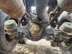 Used 1987 Meritor/Rockwell SSHD Complete Axle-Front Rear (Stock #P-92682)) Part Image