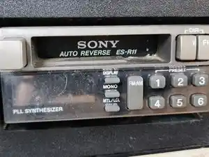 Used 1988 GMC C7000 Radio (Stock #P-111127)) Part Image