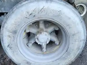 Used 1988 HUB PILOT NA Hub (Stock #P-89225)) Part Image
