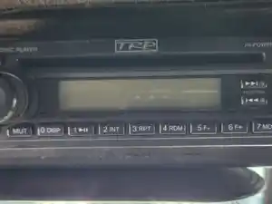 Used 1988 Kenworth T800 Radio (Stock #P-104524)) Part Image