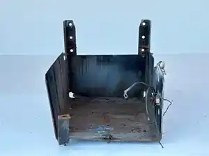 Used 1989 International 1654 Battery Box (Stock #P-48038)) Part Image