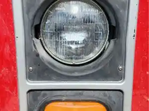 Used 1989 Mack MC688FC Headlamp Assy (Stock #P-500155)) Part Image
