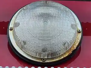 Used 1989 Mack MC688FC Tail Light Assy (Stock #P-500161)) Part Image