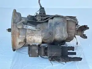 Used 1990 Eaton/Fuller RTOF14915 Transmission Assy (Stock #P-79965)) Part Image