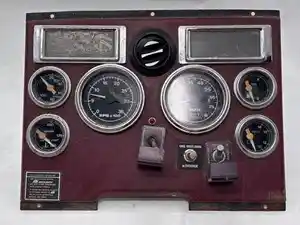 Used 1993 Ford LTLA9000 AERO MAX 120 Instrument Cluster (Stock #P-34433)) Part Image