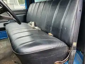 Used 1995 Ford F700 Seat (Stock #P-109304)) Part Image