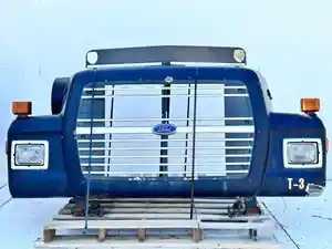 Used 1995 Ford LNT9000 Hood (Stock #P-39863)) Part Image