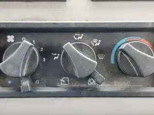 Used 1996 Freightliner FL70 Heater/AC Control Assy (Stock #P-112086)) Part Image