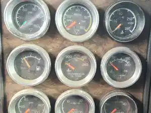 Used 1996 Kenworth T800 Instrument Cluster (Stock #P-56920)) Part Image