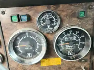 Used 1996 Kenworth T800 Instrument Cluster (Stock #P-56918)) Part Image