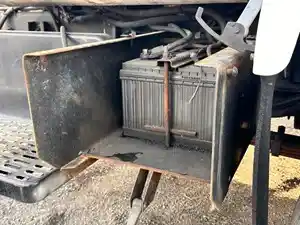 Used 1997 Chevrolet C7500 Battery Box (Stock #P-493034)) Part Image