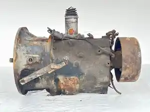 Used 1997 Spicer/TTC ES43-5A Transmission Assy (Stock #P-28025)) Part Image