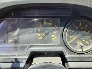Used 1998 Isuzu FTR Instrument Cluster (Stock #P-106582)) Part Image