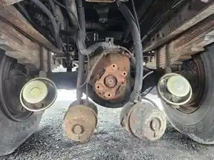 Used 1999 Dana 21060S Axle, Complete Rear (Stock #P-114758)) Part Image