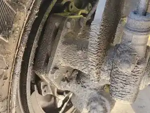 Used 1999 Freightliner FL70 Spindle/Knuckle (Stock #P-105803)) Part Image