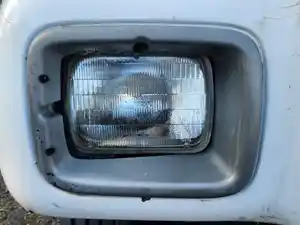 Used 1999 GMC C6500 Headlamp Assy (Stock #P-110443)) Part Image