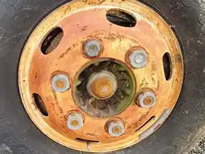 Used 1999 GMC W4 Spindle/Knuckle (Stock #P-63865)) Part Image