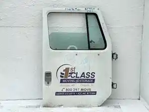 Used 1999 International 4700 Door (Stock #P-9514)) Part Image