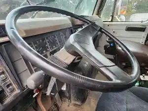 Used 1999 International F-2574 Steering Column (Stock #P-88111)) Part Image