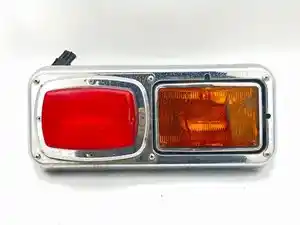 Used 2000 E-One Fire Truck Headlamp Assy (Stock #P-55143)) Part Image