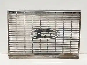 Used 2000 E-One Fire Truck Grille (Stock #P-24967)) Part Image