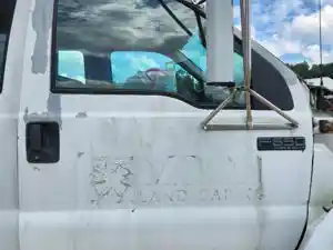 Used 2000 Ford F-650 Door (Stock #P-510347)) Part Image