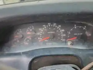 Used 2000 Ford F-650 Instrument Cluster (Stock #P-510366)) Part Image