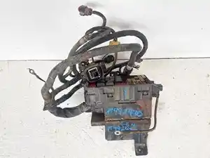 Used 2000 Ford F-750 Fuse Box (Stock #P-492730)) Part Image