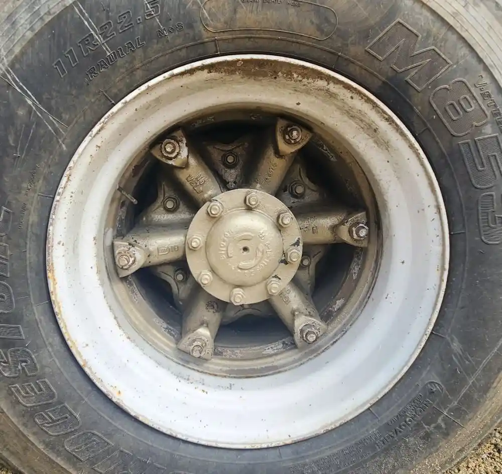 Used 2000 HUB PILOT NA Hub for sale North East Maryland United States